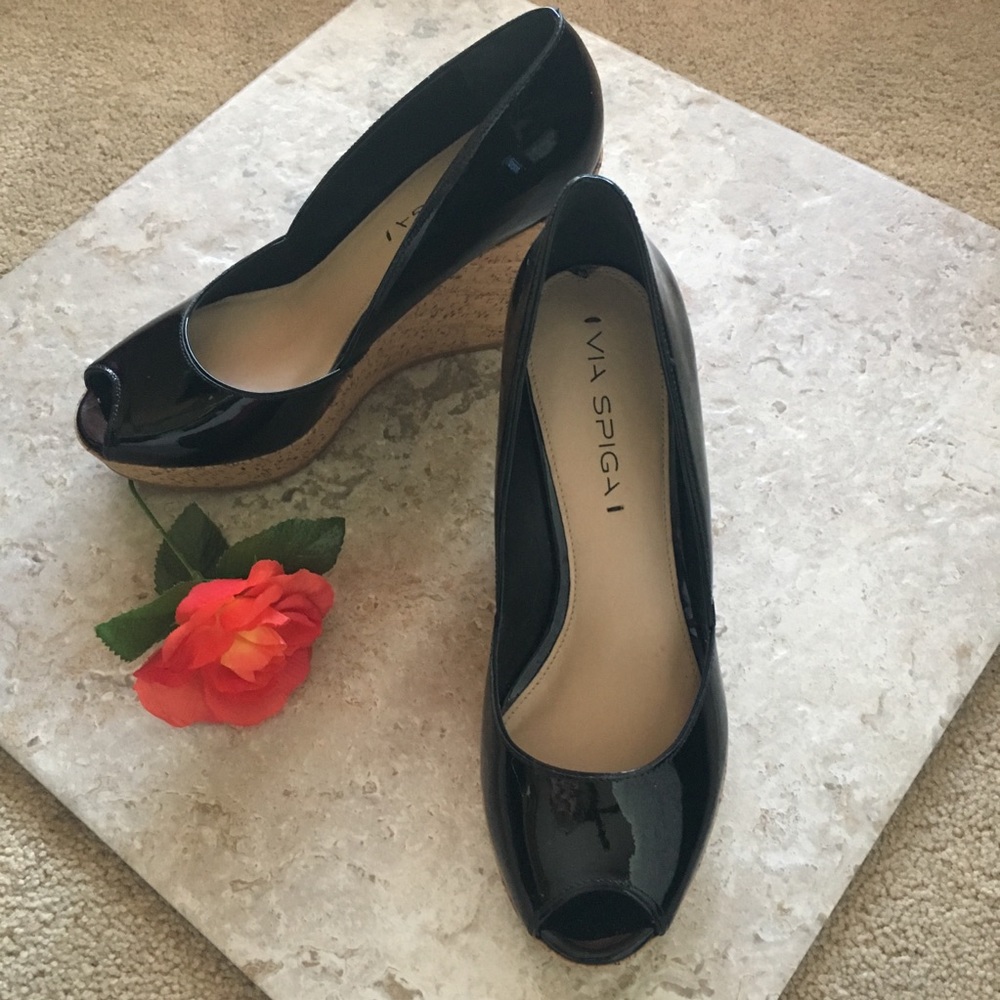 Via Spiga patent leather peep toe cork wedges